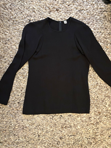 Totemé slouched shoulder - totemé, slouched-shoulder